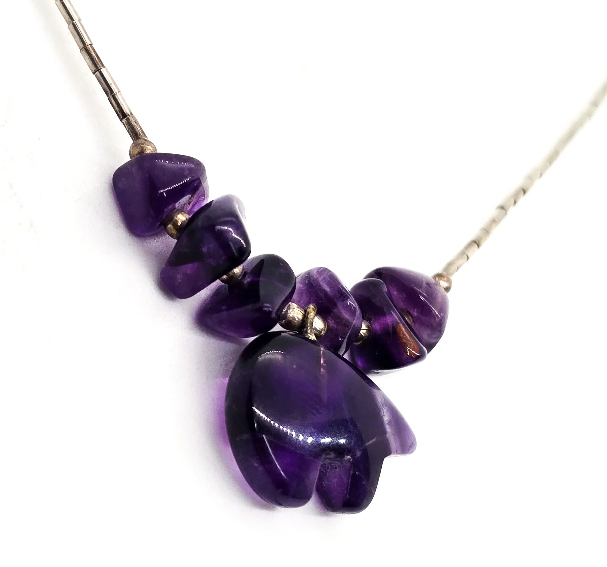 Zuni bear amethyst chip gemstone sterling silver liquid silver vintage necklace