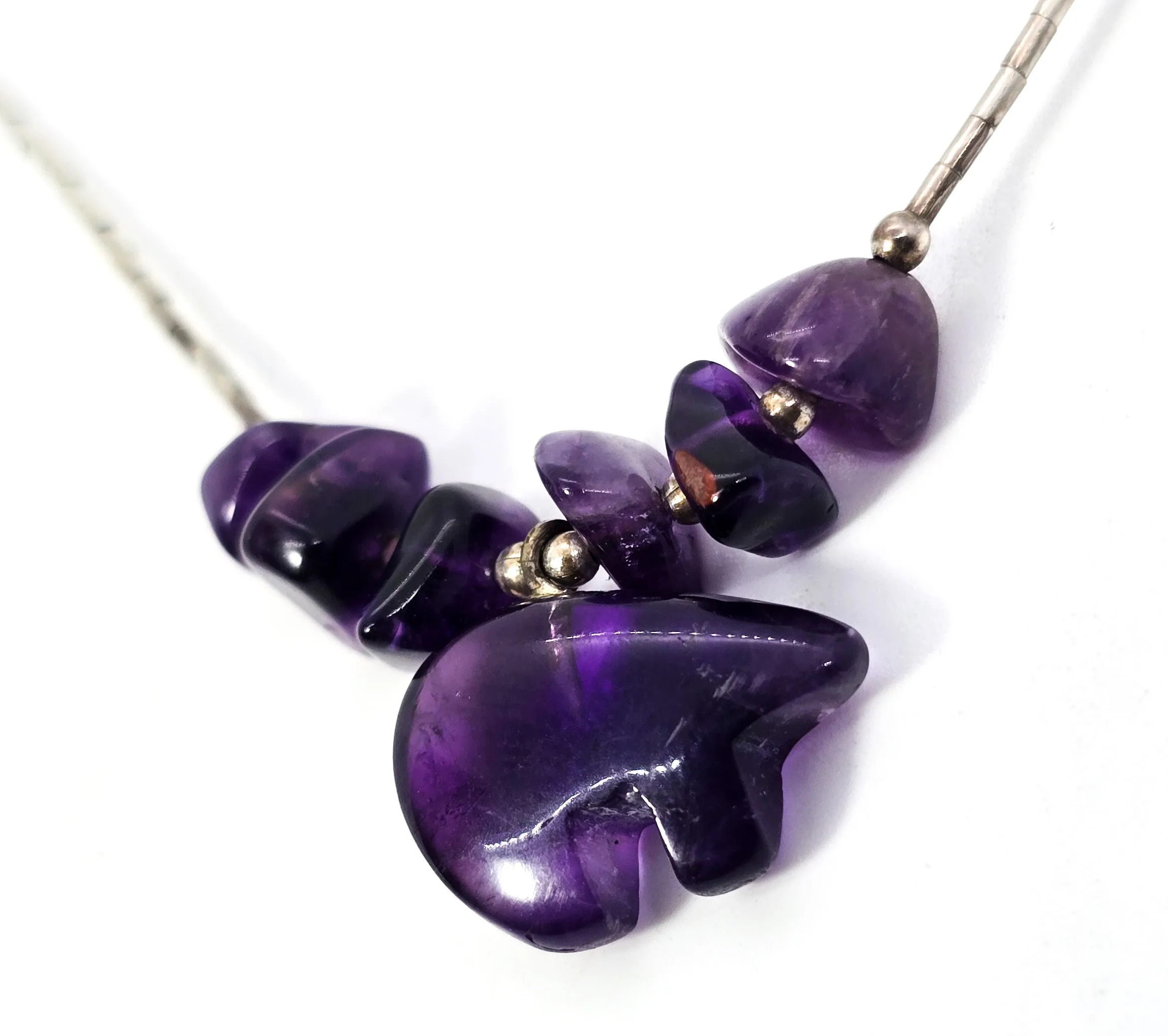 Zuni bear amethyst chip gemstone sterling silver liquid silver vintage necklace